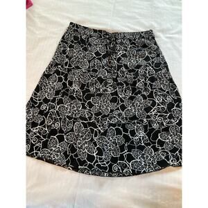 Sag Harbor Black White Tiered Skirt PM